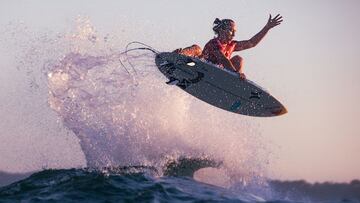 NEWCASTLE, AUS - APRIL 9: Four-time WSL Champion Carissa Moore of Hawaii surfing in Heat 3 of the Quarterfinals of the Rip Curl Newcastle Cup presented by Corona on April 9, 2021 in Newcastle, Australia. (Photo by Cait Miers/World Surf League via Getty Im