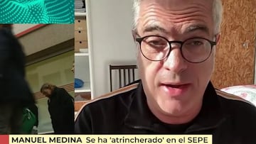 Manuel Medina, desempleado atrincherado en las oficinas del SEPE: “Cuatro veces pidiendo cita, con lo complicado que es”