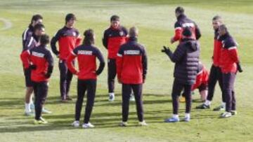 El jugador colombiano sufre un traumatismo leve después del partido contra el Zaragoza.