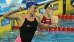 Mireia Belmonte Garcia celebra su triunfo en los 200 metros mariposa en los Mundiales de piscina corta de Doha 2014.