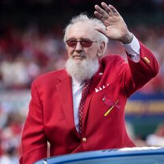 Hall of Fame pitcher, World Series champion Bruce Sutter passes away at 69