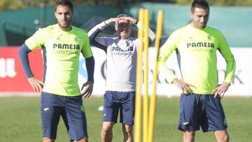 Escribá: "La Real es uno de los equipos fuertes de esta Liga"