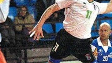 <b>FUTURO INCIERTO.</b> El Cantabria deberá resolver su situación.