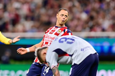 ​​​Se hunden las Chivas de Milito: otra derrota ahora ante Cruz Azul