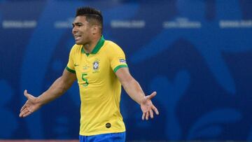 Casemiro durante el partido entre Brasil y Venezuela por Copa Am&eacute;rica.