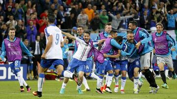 Italy celebrate winning the UEFA EURO 2016 group E preliminary round match between Belgium and Italy at Stade de Lyon in Lyon, France.
