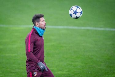 Simeone faces late call on Oblak ahead of tough Leverkusen test