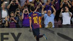 Barcelona&#039;s Argentinian forward Lionel Messi celebrates after scoring a goal during the Spanish league football match between Barcelona and Alaves at the Camp Nou stadium in Barcelona on August 18, 2018. (Photo by LLUIS GENE / AFP)
