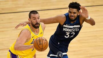 Los Lakers achican agua sin Davis para vencer a los Timberwolves