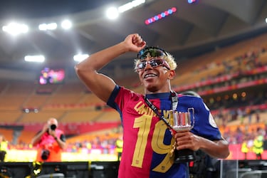 El conjunto azulgrana consigue el trofeo de Copa número 33 tras ganar al Real Madrid 3-2. En la imagen, Lamine Yamal.