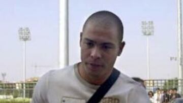 <B>DESENCANTO</b>. El brasileño arremete contra la forma de trabajar de los medios de comunicación italianos tras su marcha del Inter.