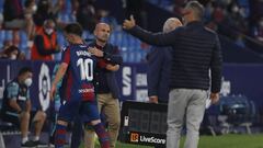 21/05/21   PARTIDO PRIMERA DIVISION
 LEVANTE - CADIZ 
 PACO LOPEZ FIN DE PARTIDO SALUDO 