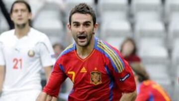 <b>PROTAGONISTA.</b> Adrián marcó dos goles con España en el partido de ayer ante Bielorrusia.