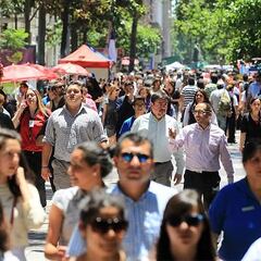 Cuando dejas de pertenecer a la clase media y eres considerado de clase baja en Chile: preocupante empobrecimiento