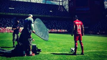 Santi Muñez se pone la camiseta del Toluca... ¿Para Goal 4?