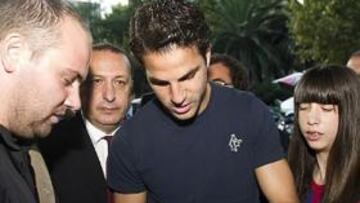 El último fichaje azulgrana a su llegada al Camp Nou, donde pasará su segundo reconocimiento médico, firmará el contrato y será presentado.