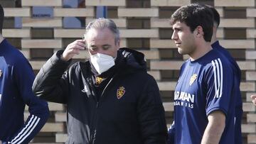 Juna Ignacio Martínez, junto a Iván Azón, en un entrenamiento.