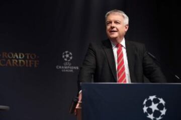 El primer ministro de Gales, Carwyn Jones. La final se jugará en Cardiff.