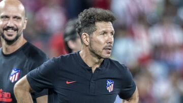 Simeone durante el partido de la pasada madrugada ante el Chivas.
