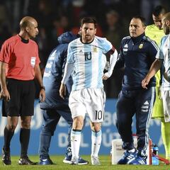 Lionel Messi se lesiona con Argentina; Ya hay parte médico