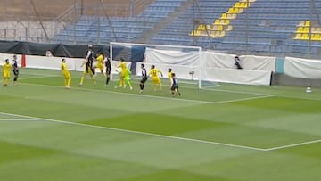 El colombo italiano convirtió la primera anotación en la victoria del OFI Creta 3-0 ante Aris. Segundo gol en la temporada para el delantero.