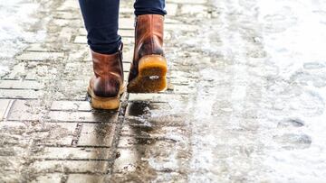 Coronavirus: Cómo desinfectar las suelas de los zapatos