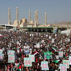 Where is Yemen, what is its capital, how many inhabitants does it have and why is it considered bicontinental?