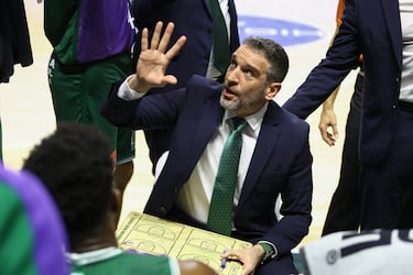 Navarro: “Los récords no valen para nada”