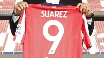 Luis Suárez llevará el '9' del Atlético.