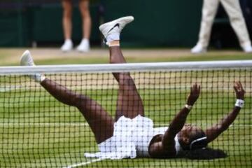 Serena Williams gana la final de Wimbledon de Contra la alemana Angelique Kerber en dos set 7-5 y 6-3