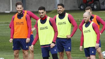 Mario, Catena, Ulloa e Isi, durante un entrenamiento.