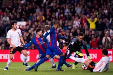Los goles y las mejores imágenes del Barcelona-Valencia