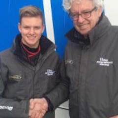 Cien periodistas en el debut de Mick Schumacher en la F-4