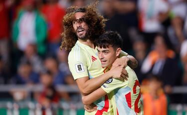 Gol de Pedri para España