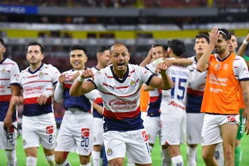 Javier -Chicharito- Hernandez of Guadalajara during the 17th round match between Atlas vs Guadalajara as part of the Torneo Clausura 2024 Liga BBVA MX at Jalisco Stadium on April 27, 2024 in Guadalajara, Jalisco, Mexico.