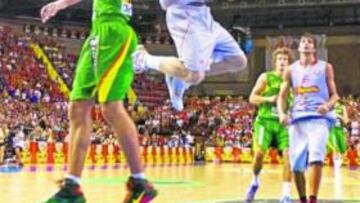 <b>OPORTUNIDAD. </b>Claver cuenta con minutos para integrarse.