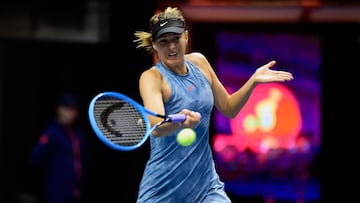 Sharapova avanzó de ronda en el torneo de San Petesburgo.
