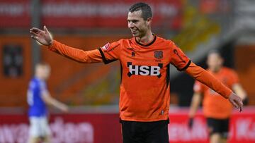 Mühren con el Volendam