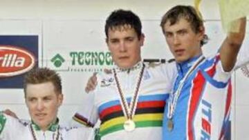 <b>EN SOLITARIO.</B> El ucraniano demostró su fuerza en un gran final que le permitió cruzar la línea de meta en solitario.