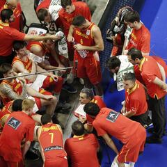 Los clubes tampoco liberan a los ayudantes de Sergio Scariolo