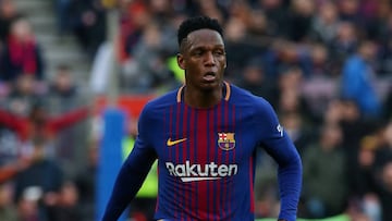 Yerry Mina durante un partido del Barcelona en LaLiga de Espa&ntilde;a