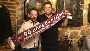 El brasileño Ronaldo Nazario estará hoy en el palco presidiendo el encuentro. Ayer cenó con representantes de las peñas.