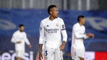 Trabaja sin llamar la atención