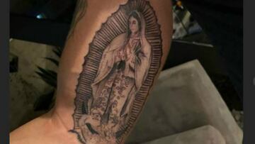 El atacante de La Máquina mostró en redes sociales la imagen religiosa que se tatuó en su brazo derecho.