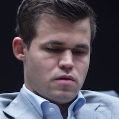 Carlsen empata sin lucha la 11ª y busca ya los 'penaltis'