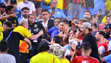 Is Darwin Nuñez suspended for Liverpool?