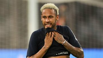 Neymar: PSG won't sell unless a replacement is found - Tuchel