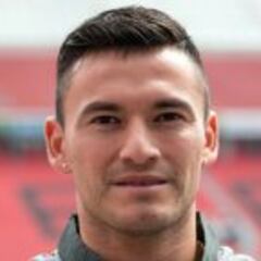 Aránguiz: "El fútbol chileno ganó reputación con Marcelo Bielsa”