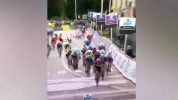 Más que fair play, esto es heroico: pudo evitar una tragedia en plena llegada