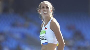 2016 Rio Olympics - Athletics - Preliminary - Women's 200m Round 1 - Olympic Stadium - Rio de Janeiro, Brazil - 15/08/2016. Isidora Jimenez (CHI) of Chile reacts REUTERS/Lucy Nicholson FOR EDITORIAL USE ONLY. NOT FOR SALE FOR MARKETING OR ADVERTISING CAMPAIGNS.
